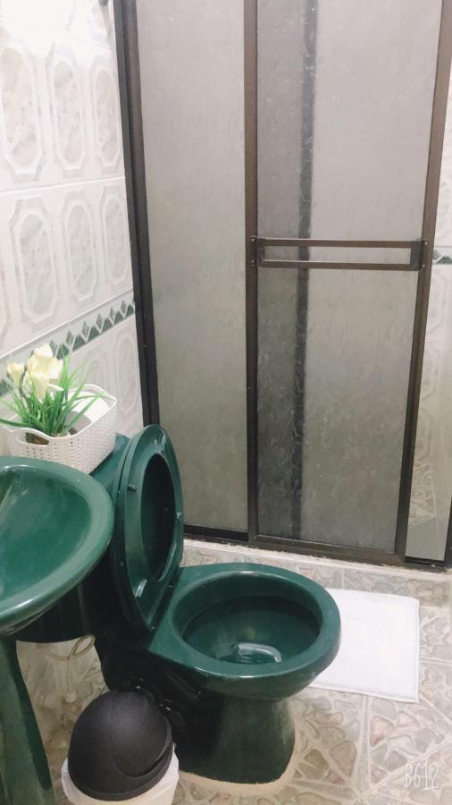 Confortable Habitacion En Apartamento Amoblado ハルディン エクステリア 写真