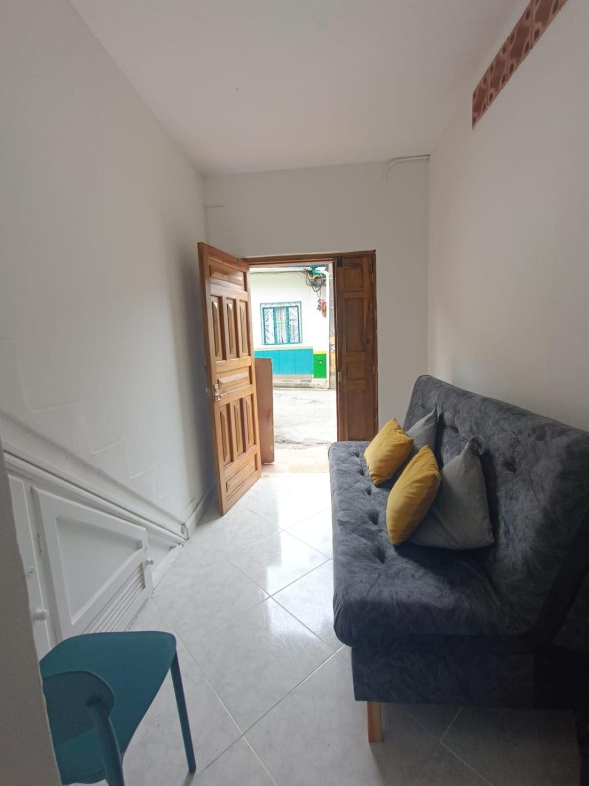 Confortable Habitacion En Apartamento Amoblado ハルディン エクステリア 写真